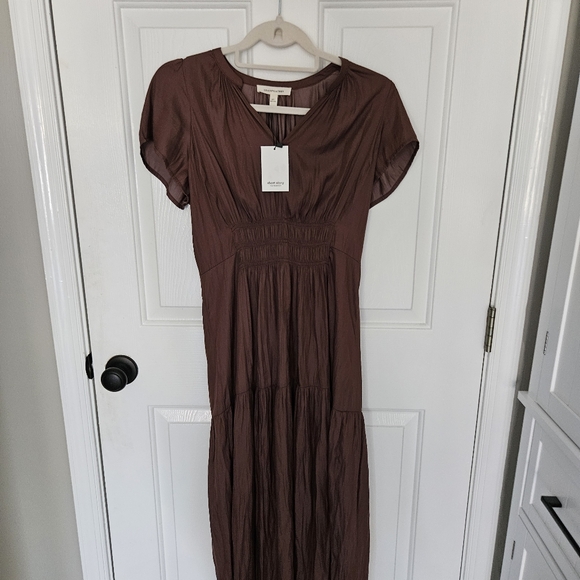 NEW** Grade&Gather Petite Brown Silky Midi Dress...size M - Picture 2 of 6